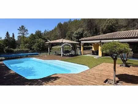 villa besse-sur-issole (83)