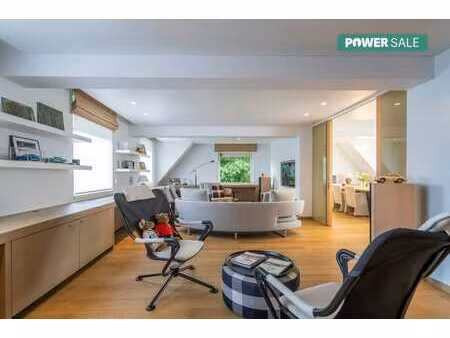 villa unique à vendre dans un emplacement privilégié à court