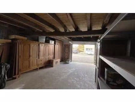 spacieux : garage  stockage & atelier