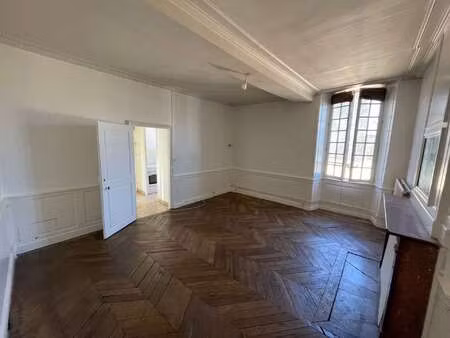 location appartement t1 à laval le tertre (53000) : à louer t1 / 31m² laval le tertre