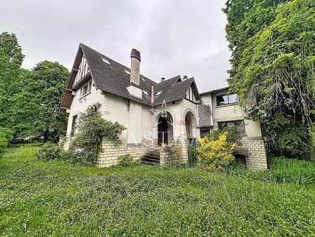 maison 11 pièce(s) - calme - immense jardin