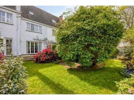 villa authentique  3 chambres  garage et magnifique jardin !