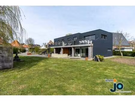 propriété exclusive à deux pas de la mer à bredene – vill...