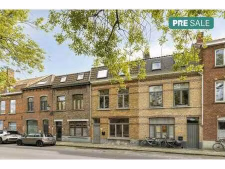 maison rénovée à vendre près de la langerei à bruges