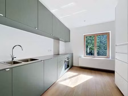 duplex 2ch à watermael-boitsfort  entièrement rénové