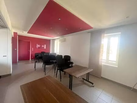 location bureaux 53 m²