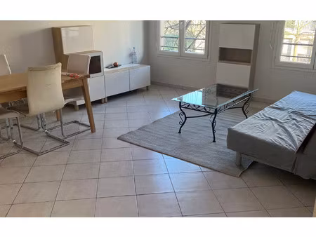 location appartement  m² t-3 à le bourget  1 200 €