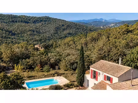maison au calme avec vue panoramique & studio indépendant