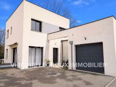 maison de 96 m² à fougeres