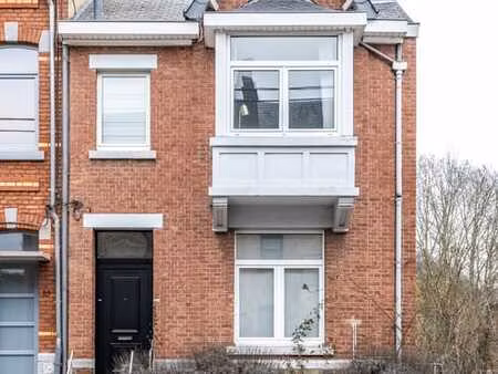 la plante  maison rénovée de 3 chambres à louer
