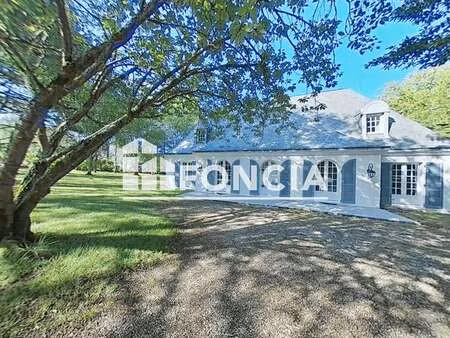 location maison piscine à guérande (44350) : à louer piscine / 245m² guérande