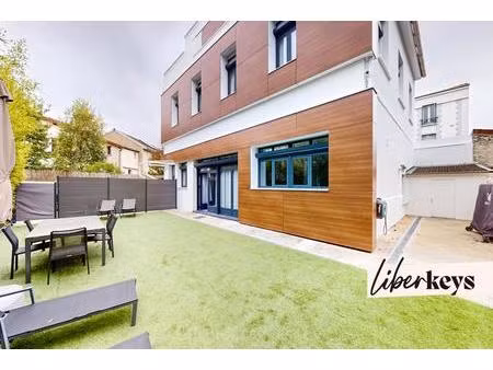 magnifique loft d'architecte  quartier recherché le patc de saint-maur