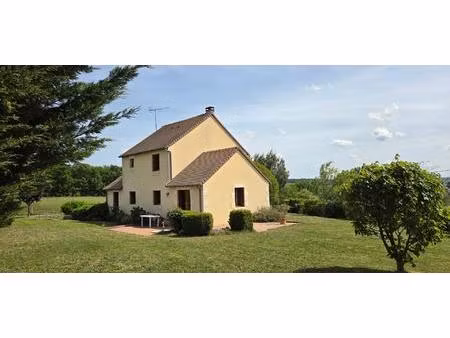 jolie maison 4 chambres  grand sous-som