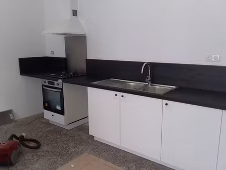 location meublée maison 5 pièces 145 m² à saint-sardos (82600)  930 €