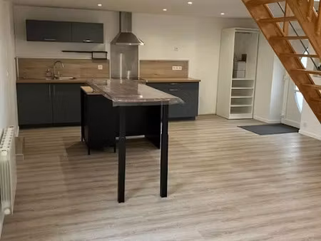 location maison 3 pièces 74 m² à trignac (44570)  930 €