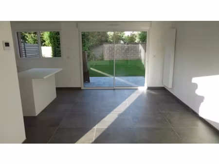 location maison 6 pièces 106 m² à wasquehal (59290)  1 600 €