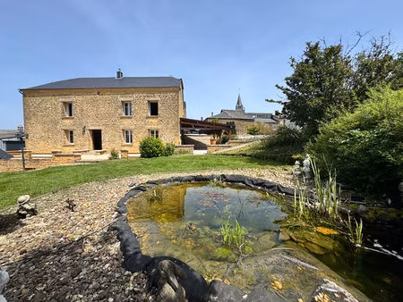 maison de pierre rénovée de 226 m2 sh sur 1900 m2 de terrain à saint marcel
