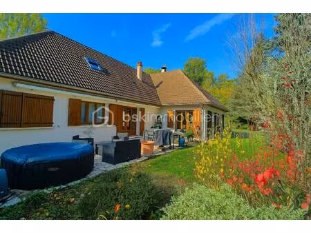 maison de 250 m² à courtenay