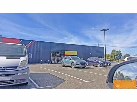 location commerce capvern 65130 1000m²