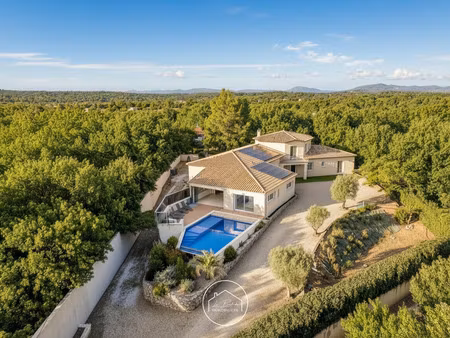 saint-maximin-la-sainte-baume - villa provençale de 300m2 av