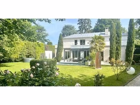 propriété avec piscine la celle-saint-cloud (78)
