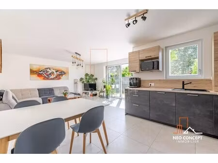 beau 4 pièces en rez-de-jardin de 80 m2 avec garage  parkings sis kilstett.