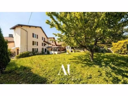 maison de luxe en vente à divonne-les-bains  auvergne-rhône-alpes