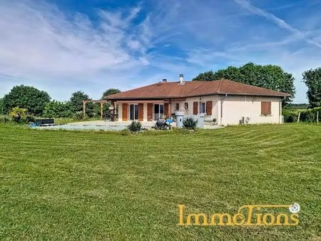 maison de 3 chambres de luxe en vente à saint-hilaire-du-rosier  france