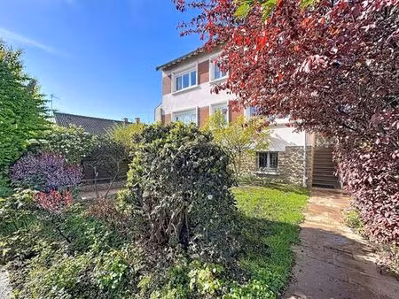 maison de 6 pièces de luxe en vente à noisy-le-grand  france