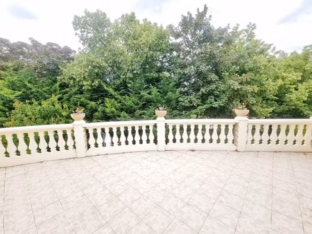 maison 11 pièces - 420 m²