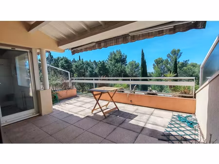location appartement 3 pièces 64 m² à villeneuve-lès-avignon (30400)
