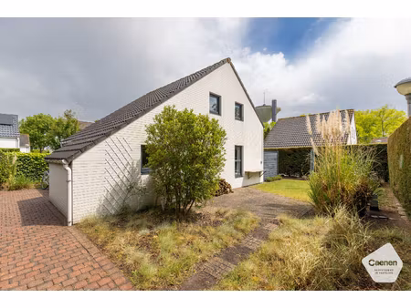 huis te koop in oostduinkerke met 4 slaapkamers