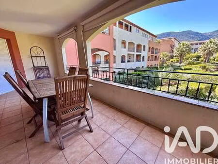 vente appartement 3 pièces à cavalaire-sur-mer (83240) : à vendre 3 pièces / 63m² cavalair