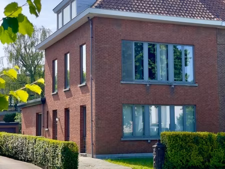 huis te koop in mortsel met 5 slaapkamers