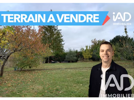 vente terrain 587 m²
