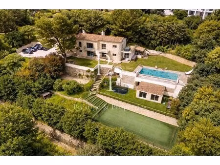 a vendre - villa rénovée - 5 chambres + appartement - vue mer panoramique - vallauris...