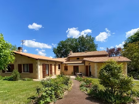 maison 13 pièces - 285 m²