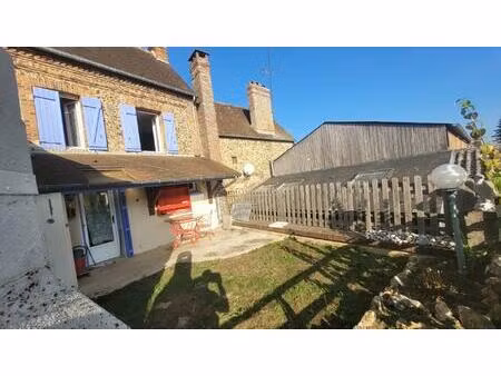 maison de ville avec terrasse et jardinet