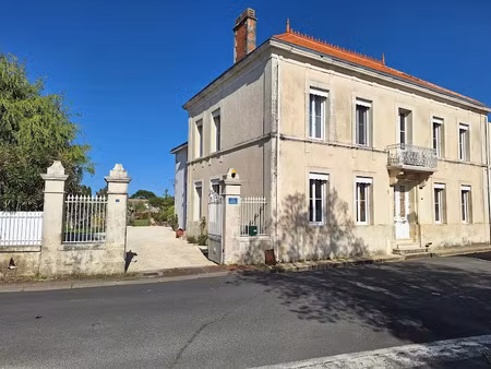 vente maison 6 pièces 260 m² à nieulle-sur-seudre (17600)  610 000 €