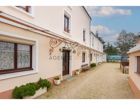 vente maison 11 pièces 242 m² à croissy-sur-seine (78290)  890 000 €