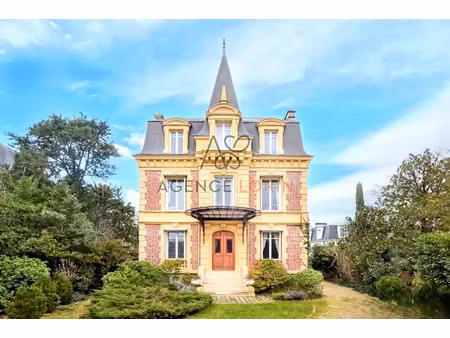 vente maison 10 pièces 298 m² à le vésinet (78110)  1 782 000 €