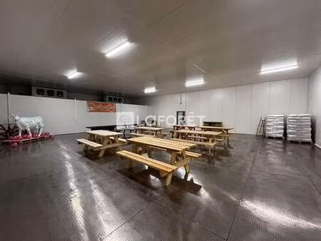 location bureaux et commerces aux authieux-sur-le-port-saint-ouen (76520) : à louer / 210m
