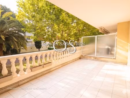 bel appartement t3 lumineux avec terrasses  box et parking