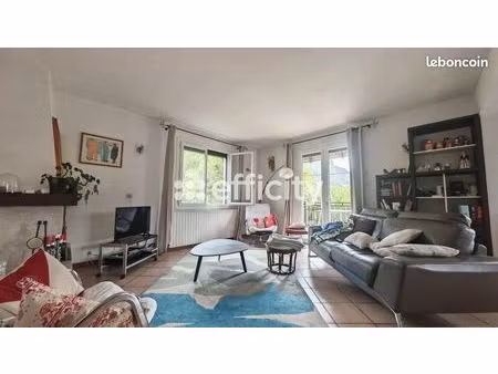 villa 6 pièces 155 m²