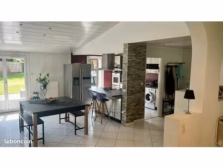 maison plain-pied 5 pièces – 113 m² – terrain 800 m² sans vis-à-vis – lésigny (77150)