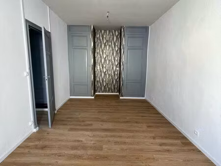 maison de ville rénovée 100m2- tonneins