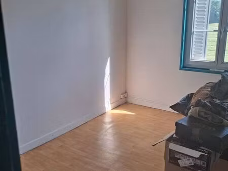 location appartement dans village