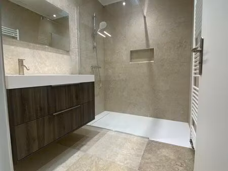 loue maison de 100 m² entièrement rénovée