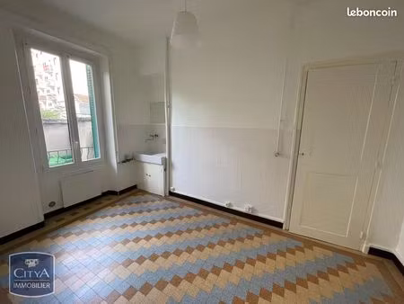 t1 ideal etudiant