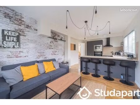 chambre 1 pièce 11 m²
